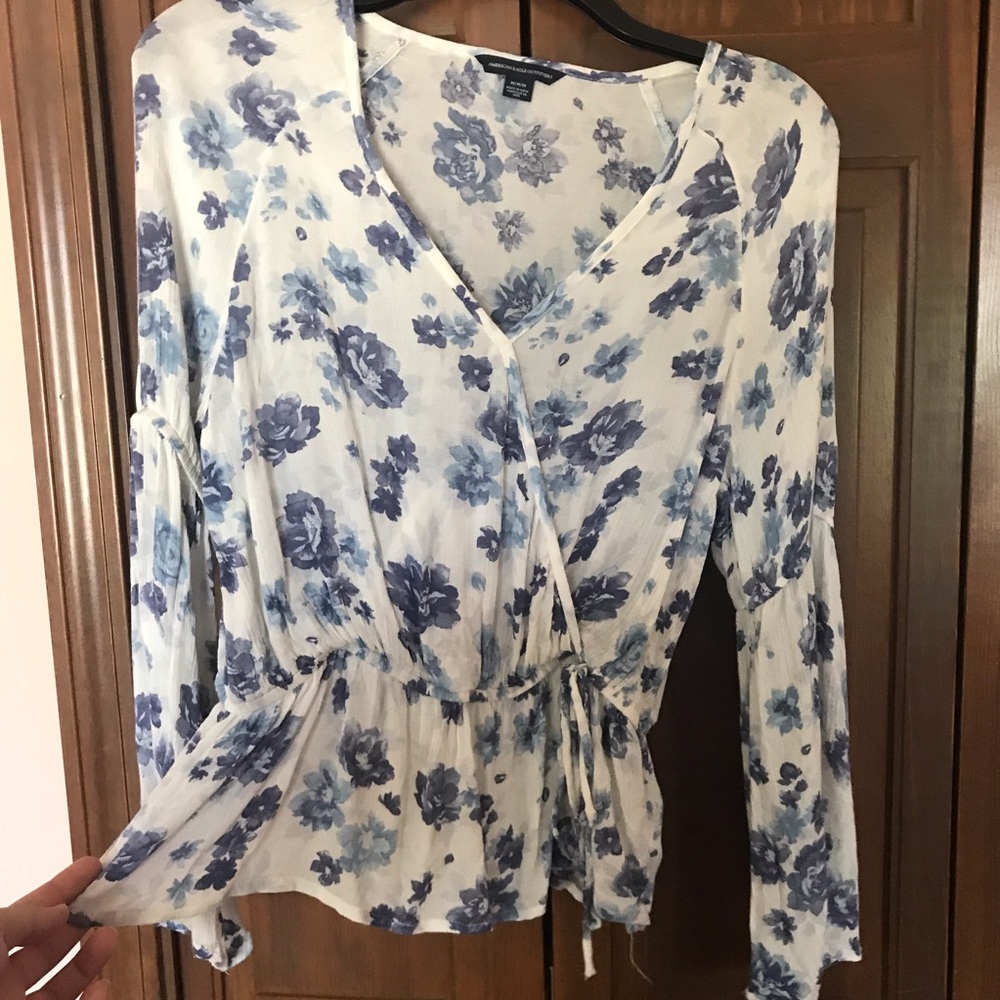 American Eagle Floral Top